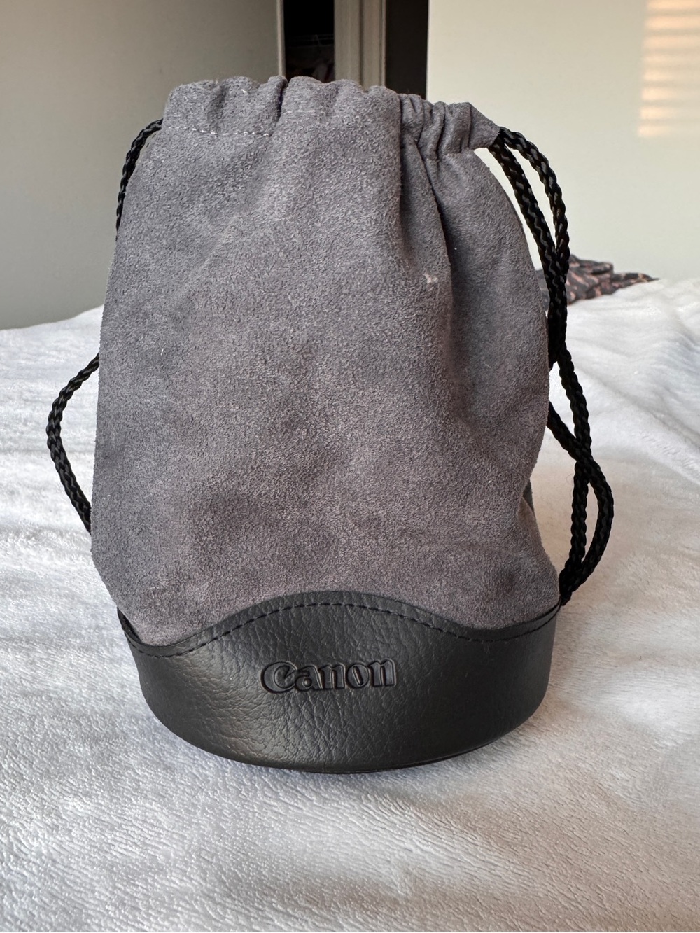 Canon LP1219 lens case